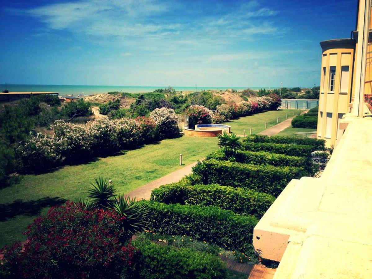 Amazing Sea View Flat Tirrenia Exterior foto